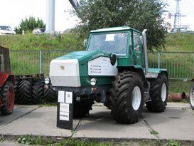 Трактор ХТА-200